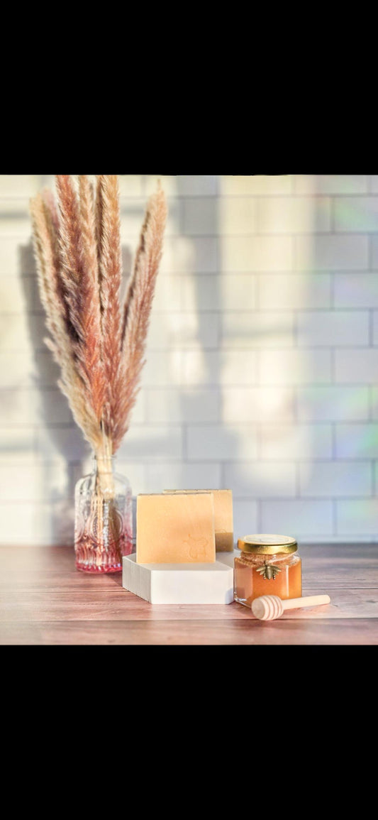 Bee’s Knees Goat Milk and Honey Soap Bar | Shea Butter for Sensitive Skin