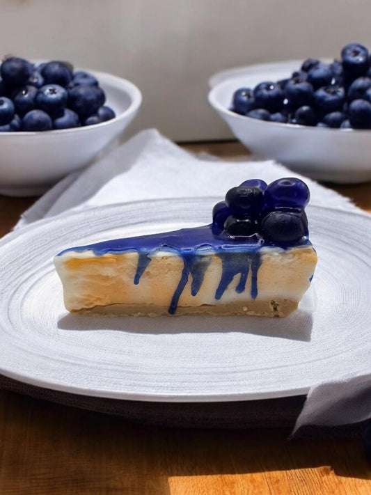 Felix's Moon Shop: Blueberry-Peaches and Cream Cheesecake Soap