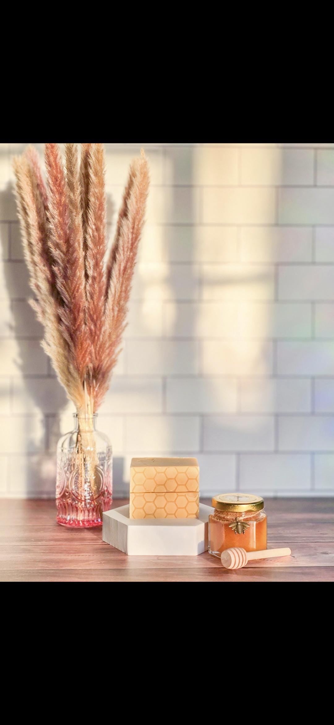 Bee’s Knees Goat Milk and Honey Soap Bar | Shea Butter for Sensitive Skin